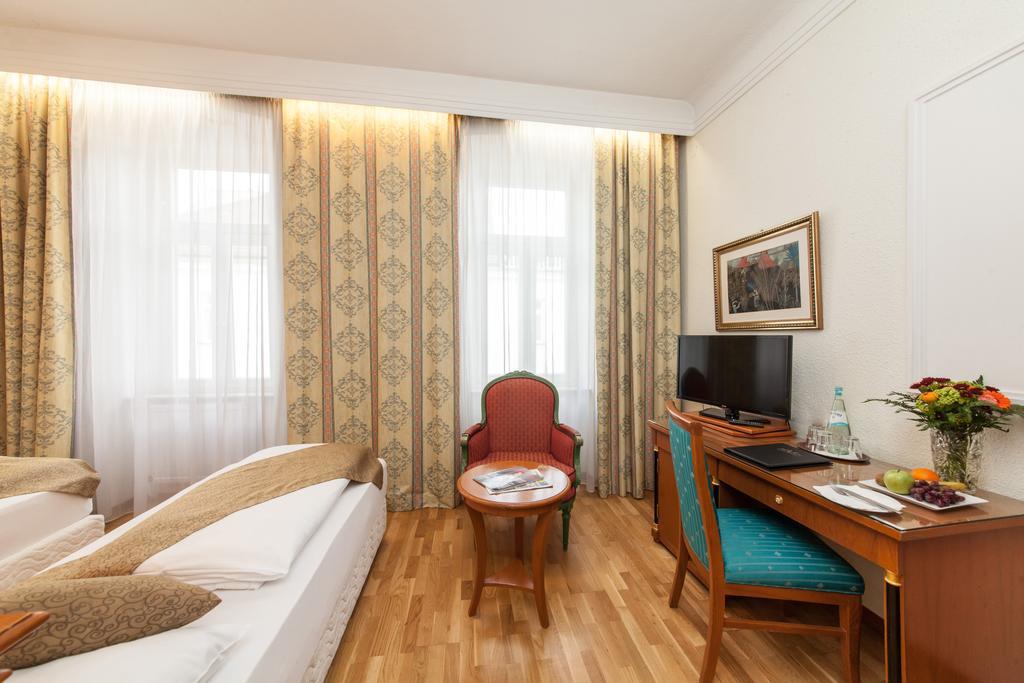 Novum Hotel Cristall Wien Messe Екстер'єр фото