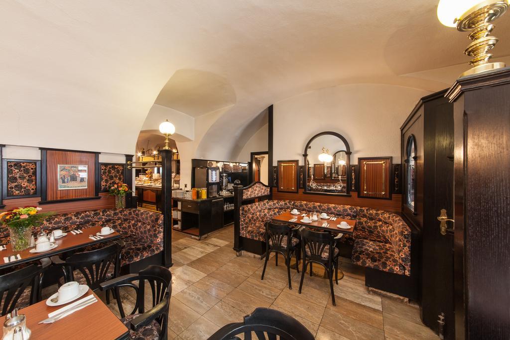 Novum Hotel Cristall Wien Messe Екстер'єр фото