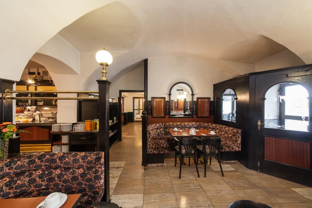 Novum Hotel Cristall Wien Messe Екстер'єр фото