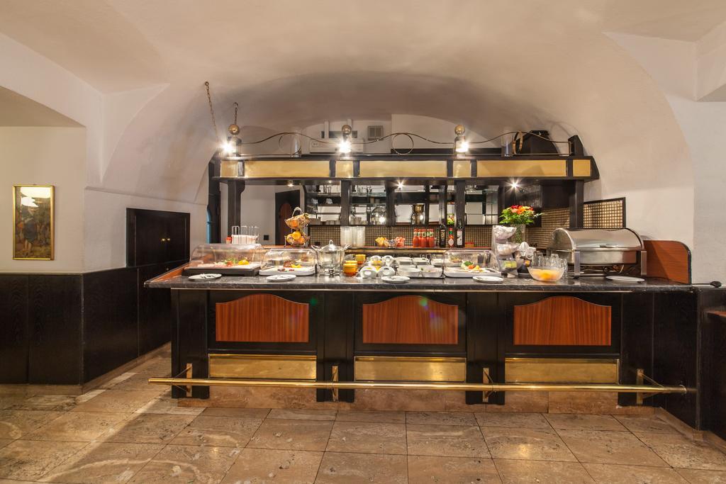 Novum Hotel Cristall Wien Messe Екстер'єр фото