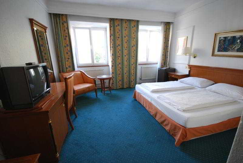 Novum Hotel Cristall Wien Messe Екстер'єр фото
