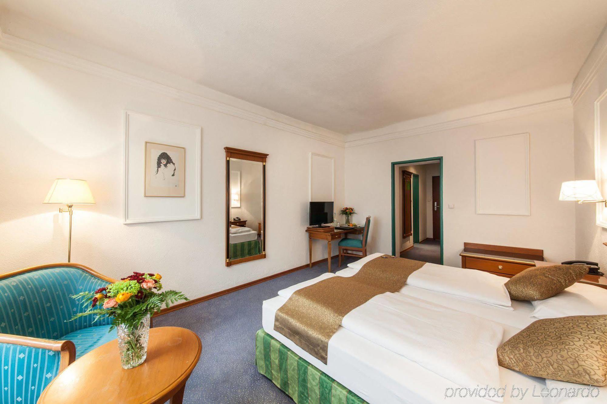Novum Hotel Cristall Wien Messe Екстер'єр фото