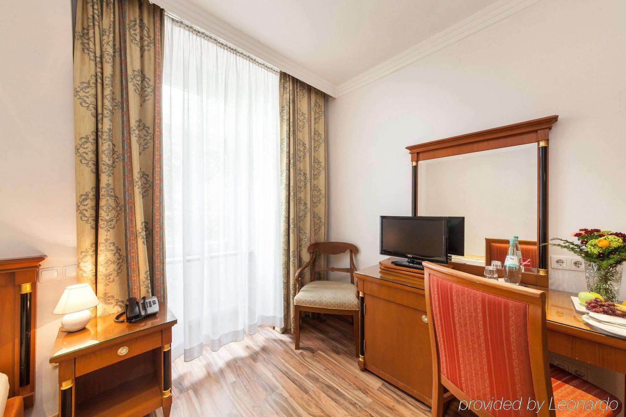 Novum Hotel Cristall Wien Messe Екстер'єр фото
