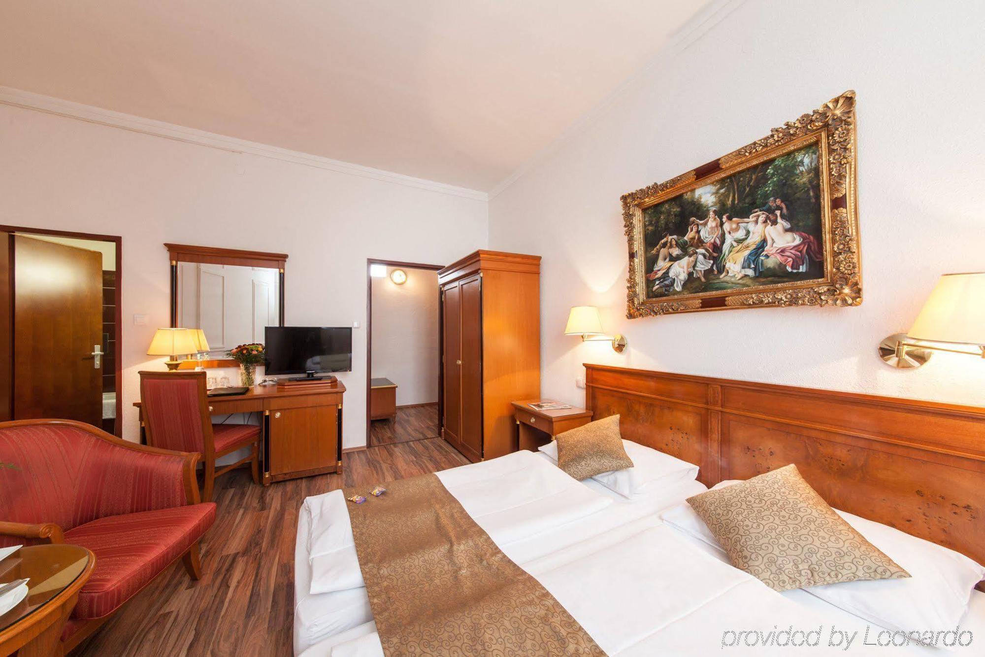 Novum Hotel Cristall Wien Messe Екстер'єр фото