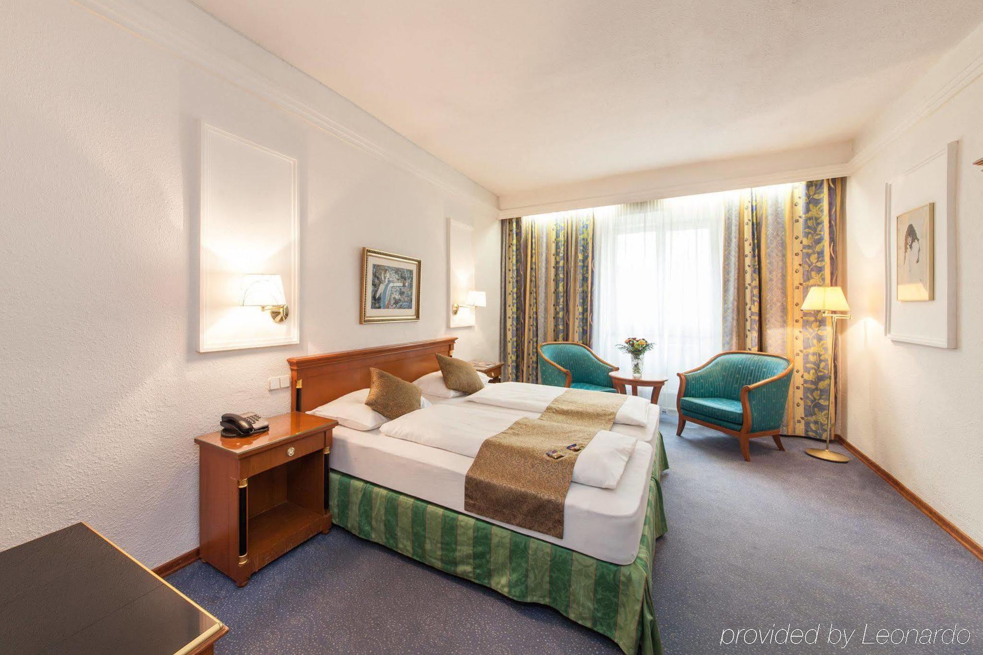 Novum Hotel Cristall Wien Messe Екстер'єр фото