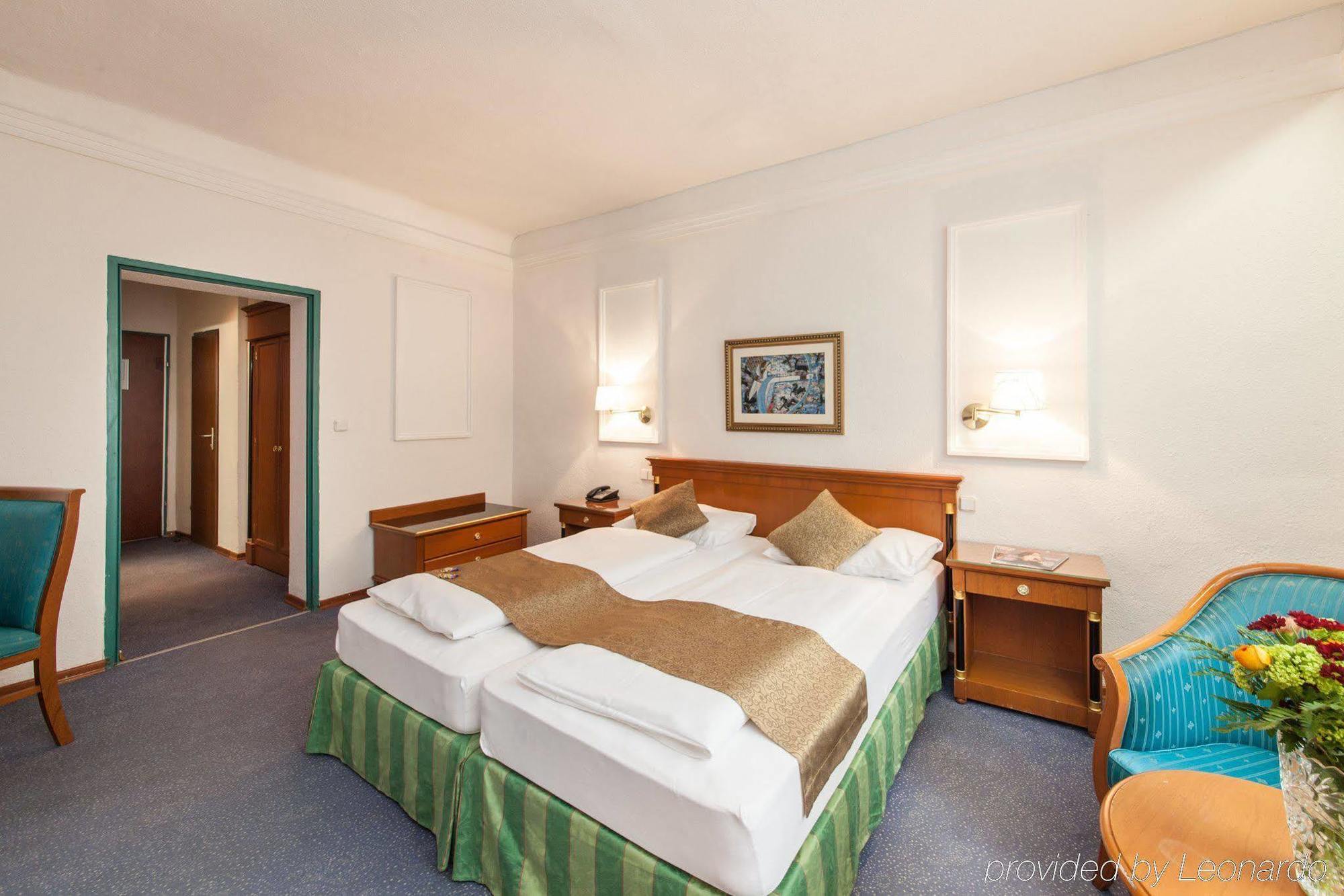 Novum Hotel Cristall Wien Messe Екстер'єр фото